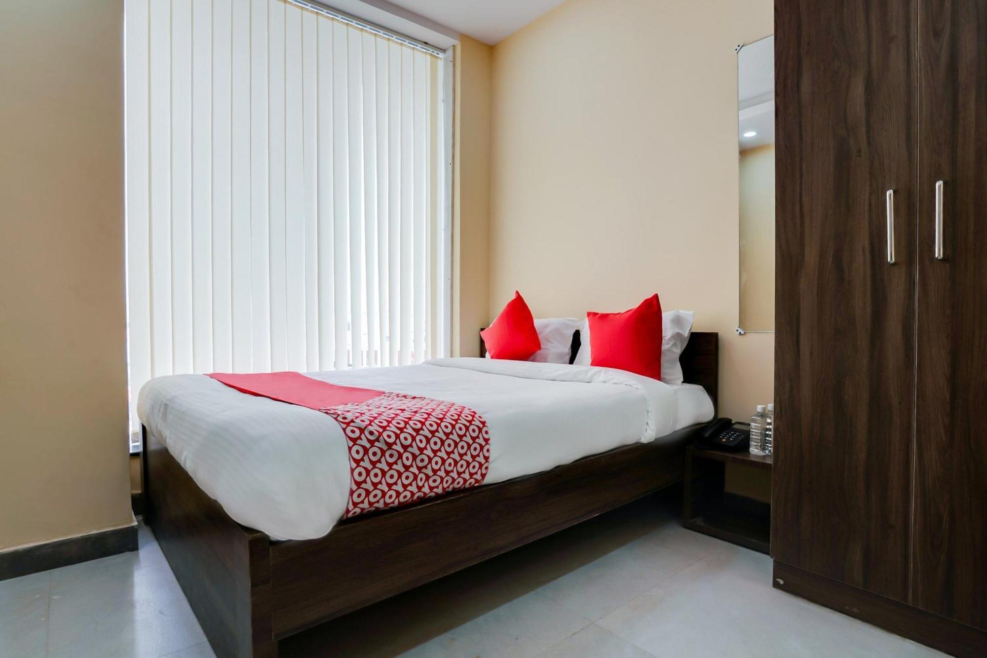 Hotel O Alekhya Residency Cafe Bahar Sururnagar Zewnętrze zdjęcie