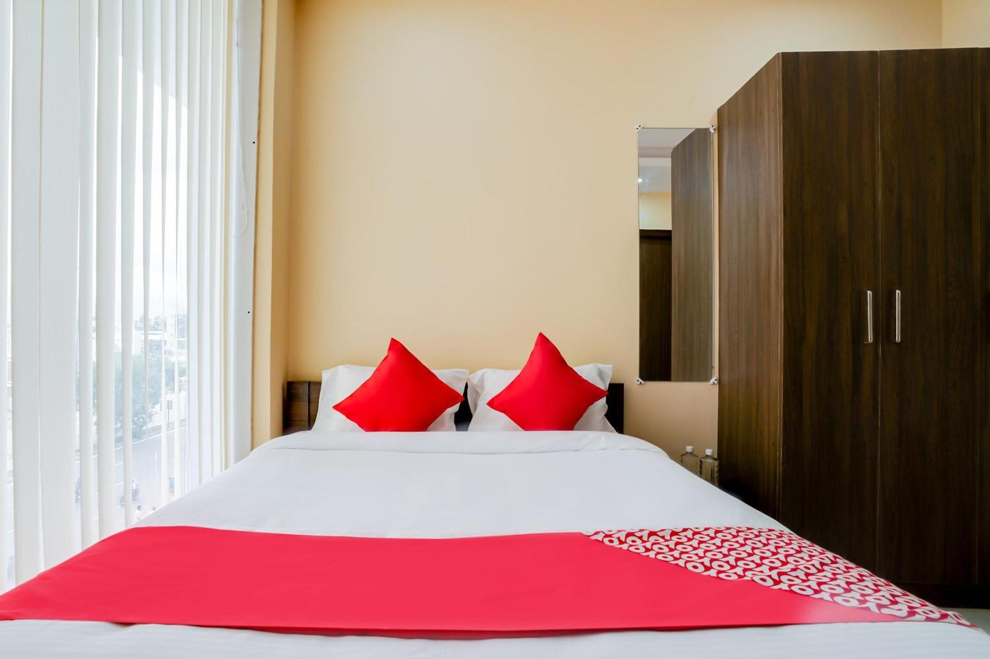 Hotel O Alekhya Residency Cafe Bahar Sururnagar Zewnętrze zdjęcie